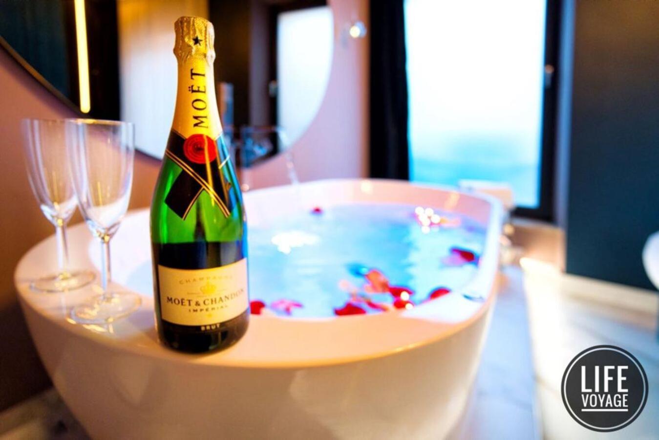 Life Voyage Residence & Spa - Strasbourg'S City Center Luxury Experience Buitenkant foto