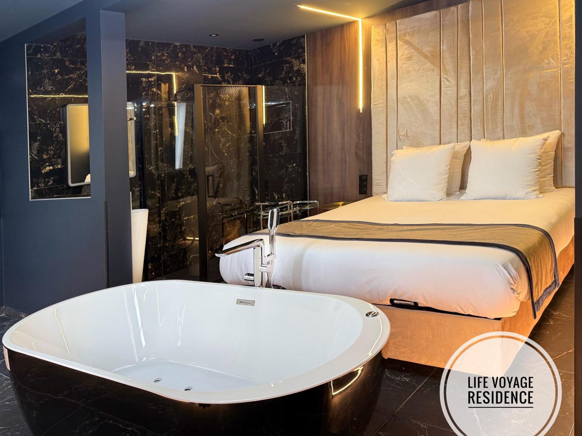 Life Voyage Residence & Spa - Strasbourg'S City Center Luxury Experience Buitenkant foto