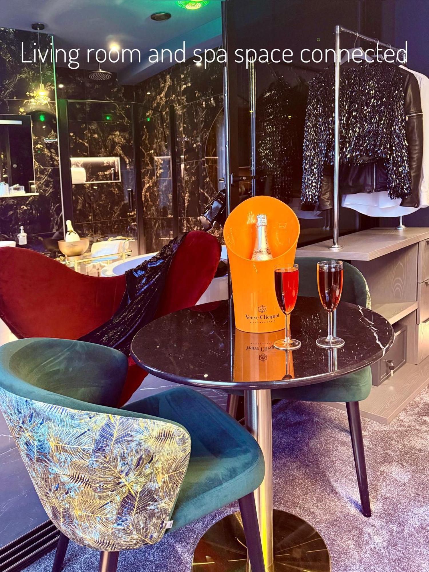 Life Voyage Residence & Spa - Strasbourg'S City Center Luxury Experience Kamer foto